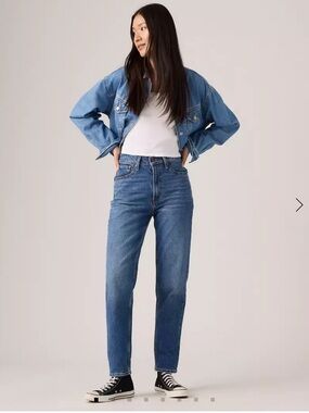 Levi's 80s Mom Jeans